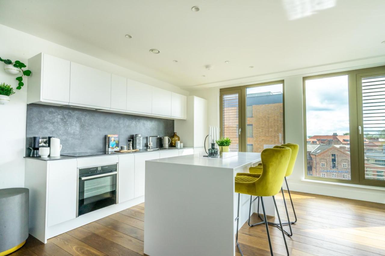 Ferienwohnung Skyview Retreat @ Ryedale House York Exterior foto